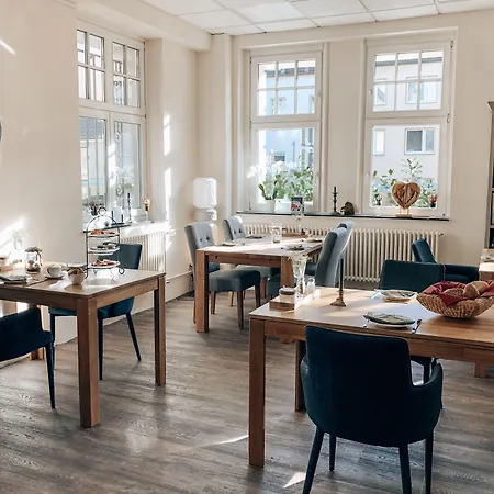 Fachwerk فندق وبرتال